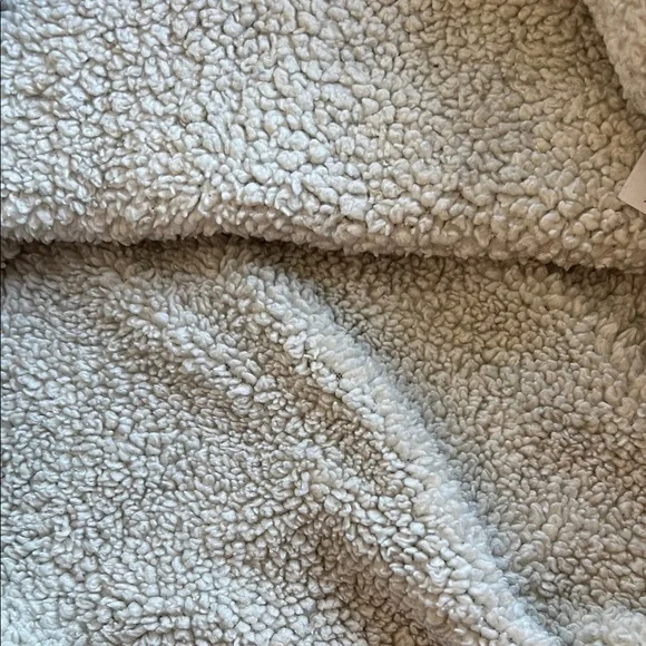 Eddie Bauer Men's large Black Henley Shirt - Picture 5 of 10